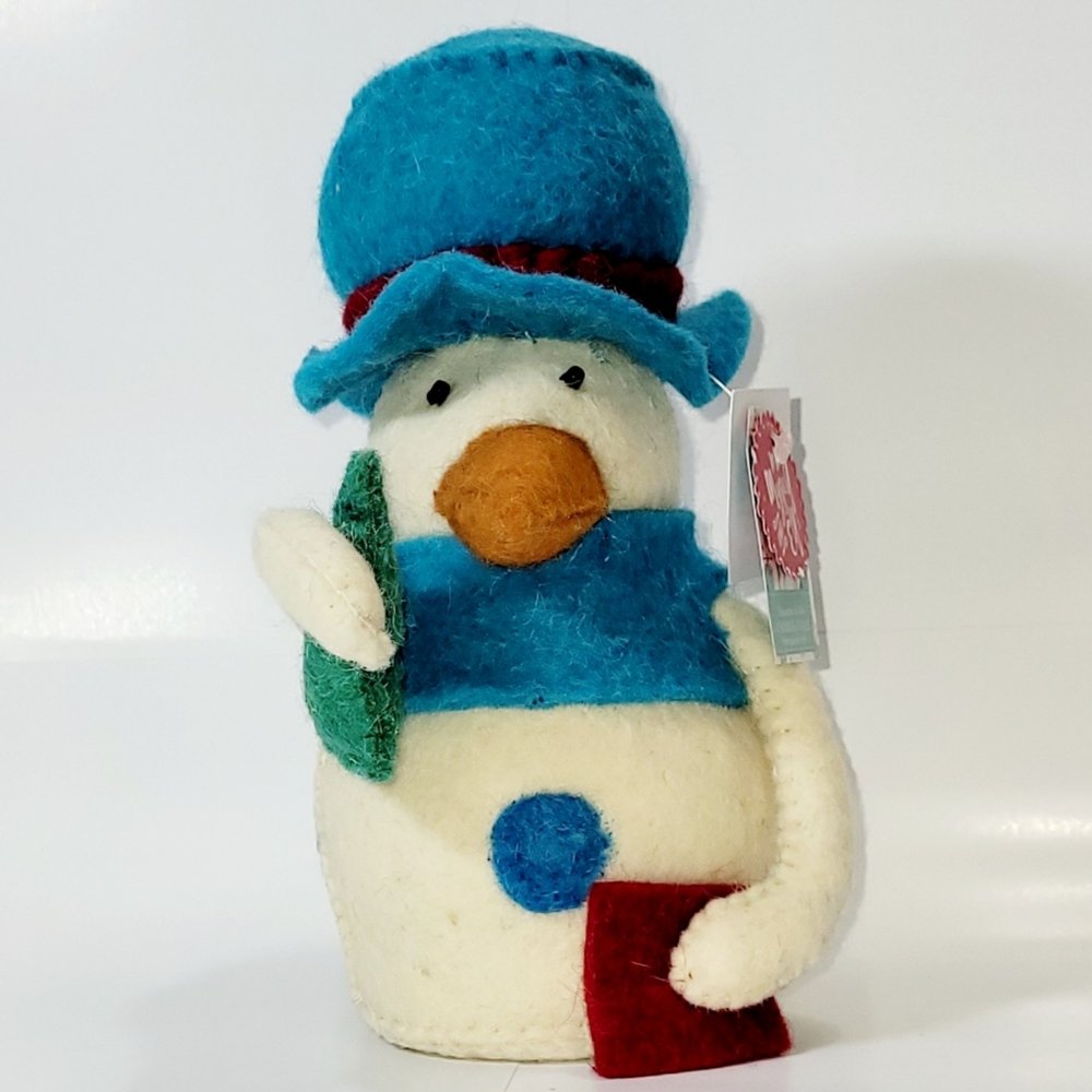 New Snowman ⛄️ Figure, Felt with Blue Scarf & Hat, Holding a Christmas Tree